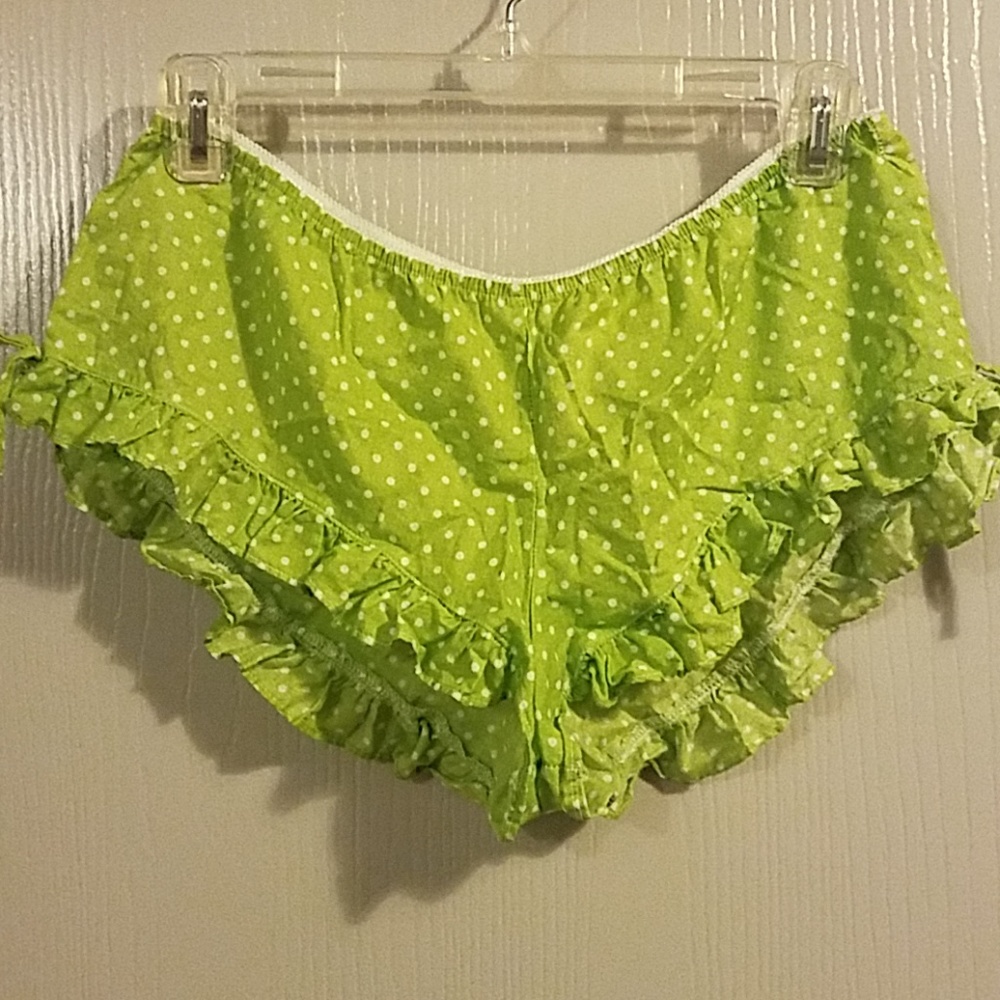 NEW NIGHT SHORTS - NEW - Green/white polka sexy / boy shorts